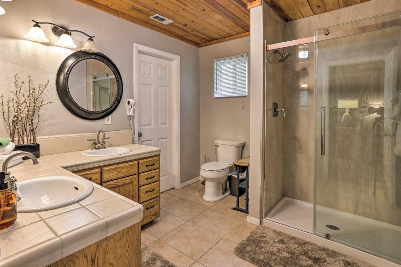 Remodeled Crestline Retreat Walk To Lake Gregory! Экстерьер фото