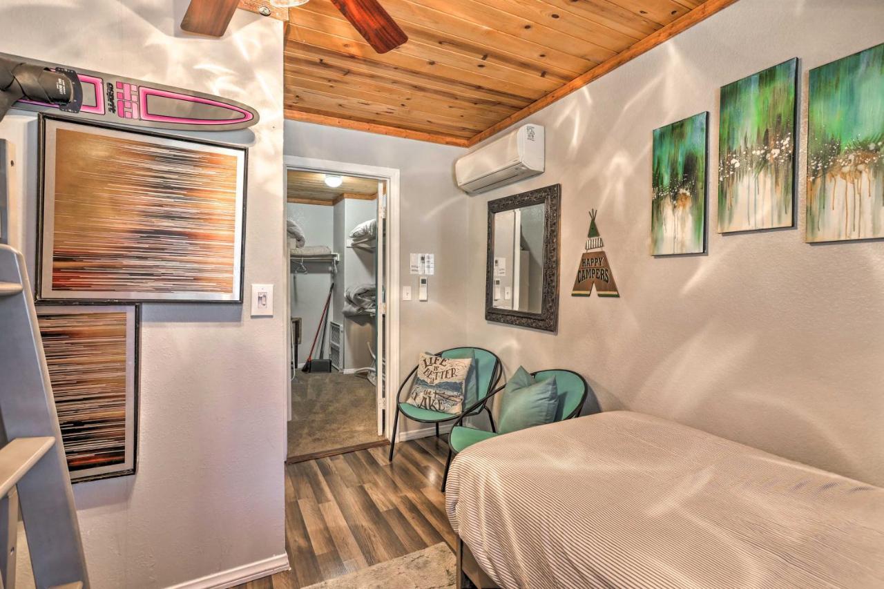 Remodeled Crestline Retreat Walk To Lake Gregory! Экстерьер фото