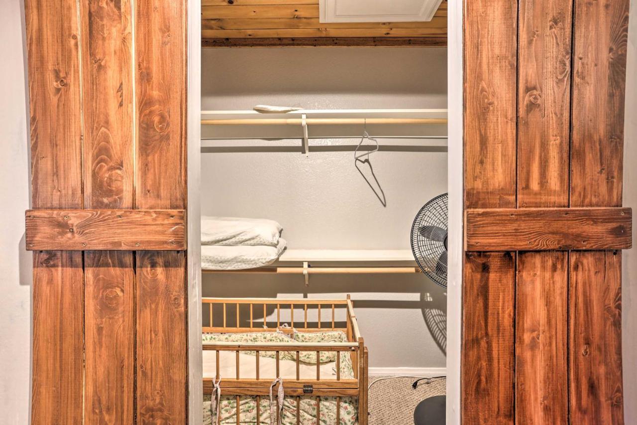 Remodeled Crestline Retreat Walk To Lake Gregory! Экстерьер фото