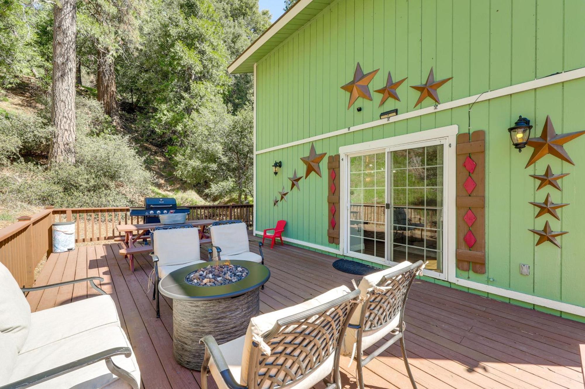 Remodeled Crestline Retreat Walk To Lake Gregory! Экстерьер фото