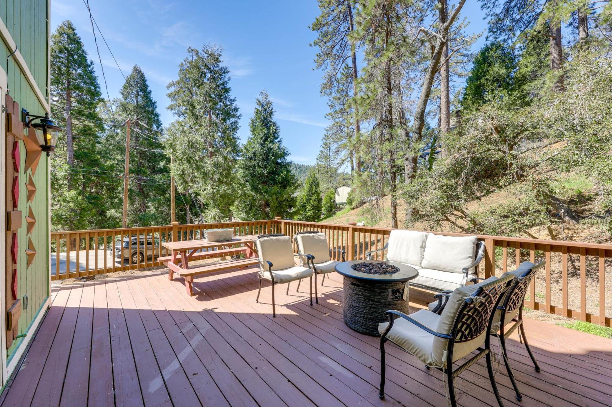 Remodeled Crestline Retreat Walk To Lake Gregory! Экстерьер фото